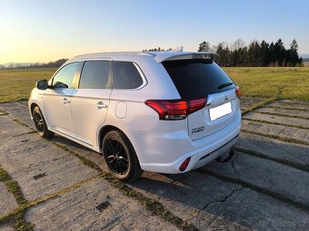 Mitsubishi Outlander PHEV 2.4 2021 - 7