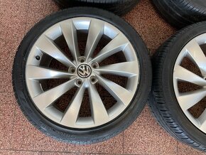 Originál Volkswagen ALU kola 5x112 r18 letní pneu 6,5mm - 7