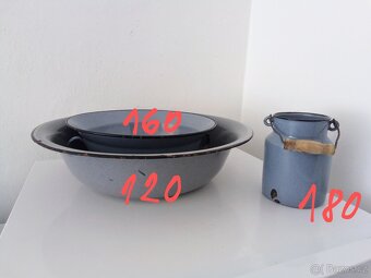 Staré, šedé, smaltované nádobí - 7