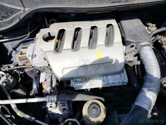 Renault scenic 1.6 16 V zachovale celek cen 8 tis - 7
