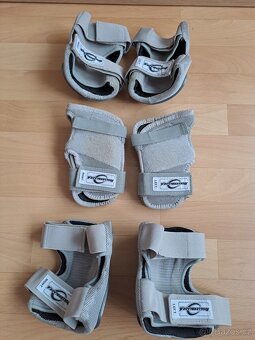 In-line kolečkové brusle vel. 40 - unisex - 7