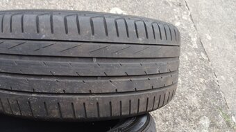 2ks letni pneu Hankook 225/45-17 okolo 4mm - 7