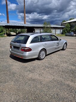 2x Mercedes Benz E 320cdi náhradní díly nebo celek - 7