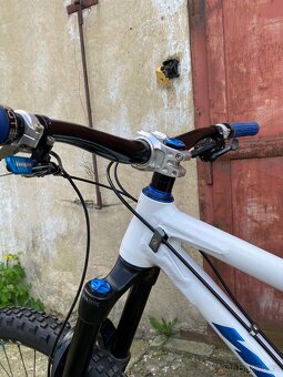 Prodám enduro kolo Nicolai Saturn 16 - velikost M - 7