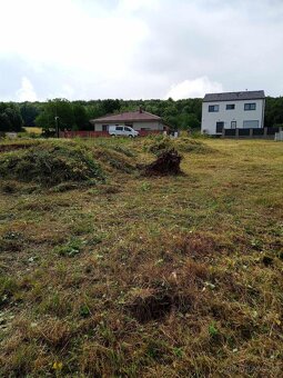 Prodám stavební pozemek 922m2 - 7