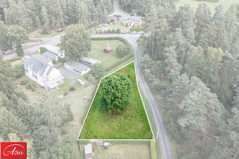 Rovinatý pozemek v krásné, zelené lokalitě - Ploužnice p. R. - 7