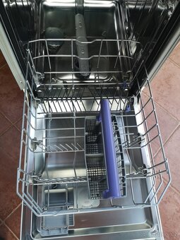 Vestavná myčka Beko 45cm - 7