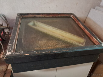 Včelařské potřeby – cedník, nádoby, atd. - 7