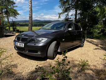 BMW e90 330xd 170kw M57 2006 manuál - 7