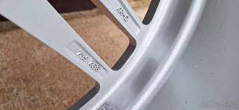 Alu kola Enkei 9x18 ET30 5x114,3 - 7