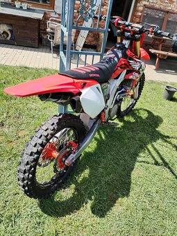 Honda CRF 250R 2008 po generalní opravě motoru - 7