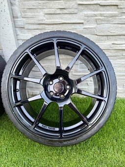 Revo kola RF020 Gloss Black 5x112 ET45 - 7