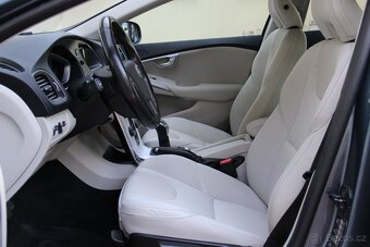 Volvo V40 1.6D2 114PS Kinetic - 7