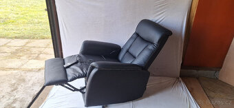 Relaxační křeslo polohovatelné - 7