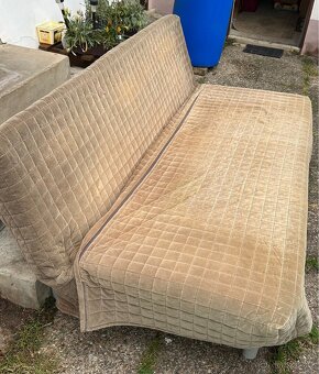 Rozkládací pohovka a matrace - 7