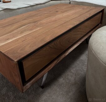 Konferenční stolek - 7