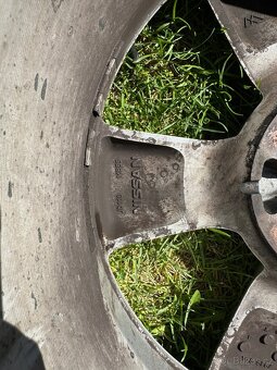 215/60 R17 original alu kola Nissan - 7
