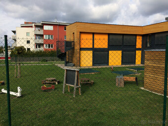 téměř nové 1+kk: 45 m2, 3.patro z 5, kryté parkov. stání - 7