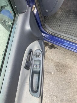Renault Clio 1.2 benzin 2002 - 7