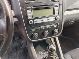 Prodám Volkswagen Golf 5 v pěkném stavu - 7
