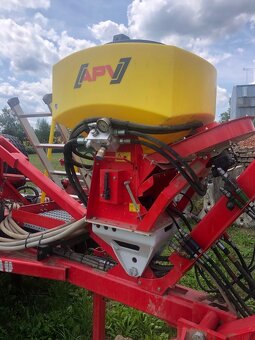 Pöttinger TERRADISC 5001 T + APV - 7