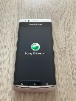 Sony Xperia Arc S - 7