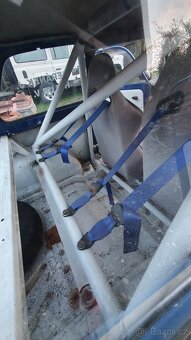 Závodní trabant - 7