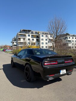 Dodge Challenger 5.7 - 7
