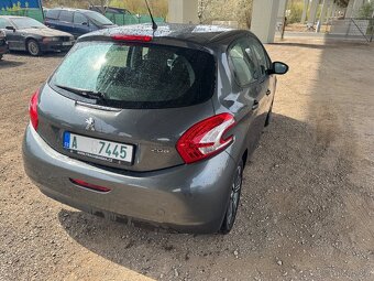 Peugeot 208 VTi active, 1.4 70kw, 2015, LPG - 7