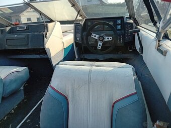 Bayliner Capri - 7