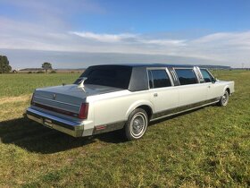 Lincoln town car limo, limuzína - 7