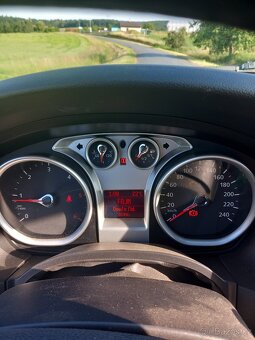 Ford focus 1.6Tdci 74 kw kombi 2008 - 7