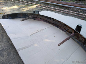 Prodám na Tatra 603/2 přední nárazník - 7