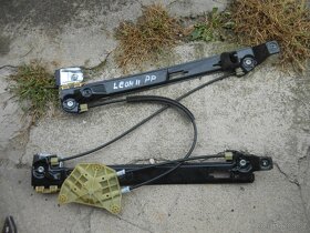 Seat Leon II  stahovačka zámek klika repro mřížka - 7