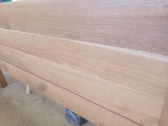 Dubová postel manželská se stolky - 7