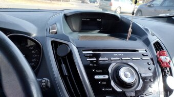 Ford C-MAX 1.6 110 kW Benzín. (Titanium) - 7