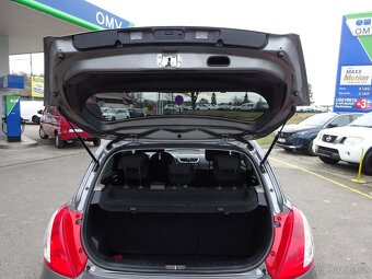 Suzuki Swift 1,2 - 7
