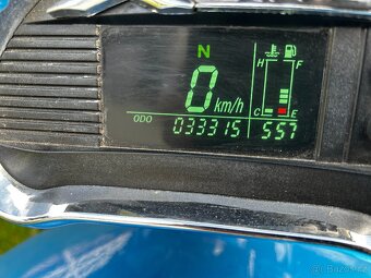 HYOSUNG AQULA GV 650 - 7
