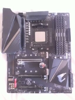Herní B550 AORUS PRO AC - Procesor RYZEN 7 -3700X - 64GB RAM - 7