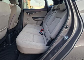 Hyundai ix20, 1.6i CVVT Trikolor,ČR,1.Maj. - 7