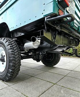 LAND ROVER DEFENDER 110 2.5D - SKVĚLÝ STAV PO REVITALIZACI - 7