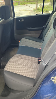 RENAULT MEGANE Kombi,1.4 -nízký nájezd, do provozu 2005 - 7