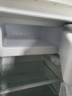 lednička s vnitřním mrazáčkem A+ - 7