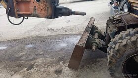 Bagr MH4, naklápěcí svahovka, 2 lžíce, hydr. kladivo - 7