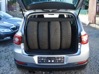 VOLKSWAGEN TIGUAN 2.0 TDI 4 x 4,SERVISKA,NOVÁ STK - 7