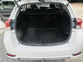 Toyota Auris 1.6 - 7