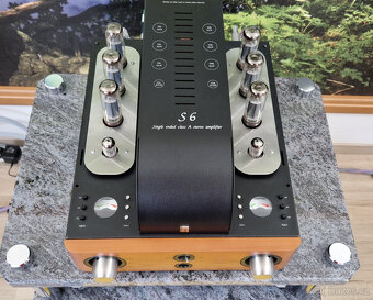 Lampový zesilovač Unison Research S6 mkII, třída A - 7