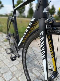 Canyon Ultimate CF SL F10 - 7