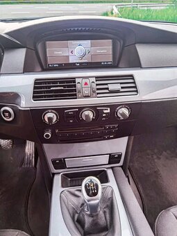 Bmw e61 520d - 7