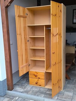 Prodám šatní skříň - 7
